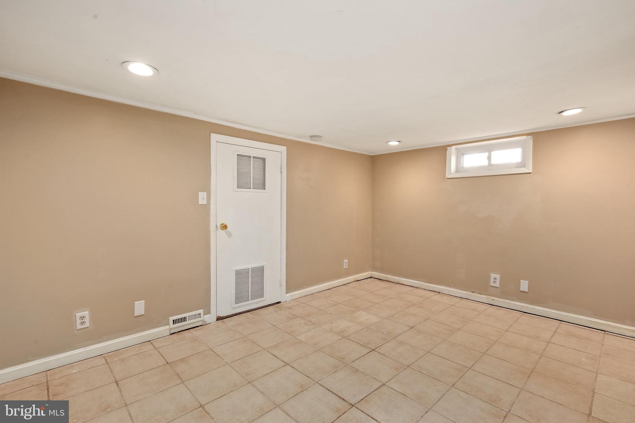 102 Kinship Road Baltimore, MD 21222 - Photo 28 of 36