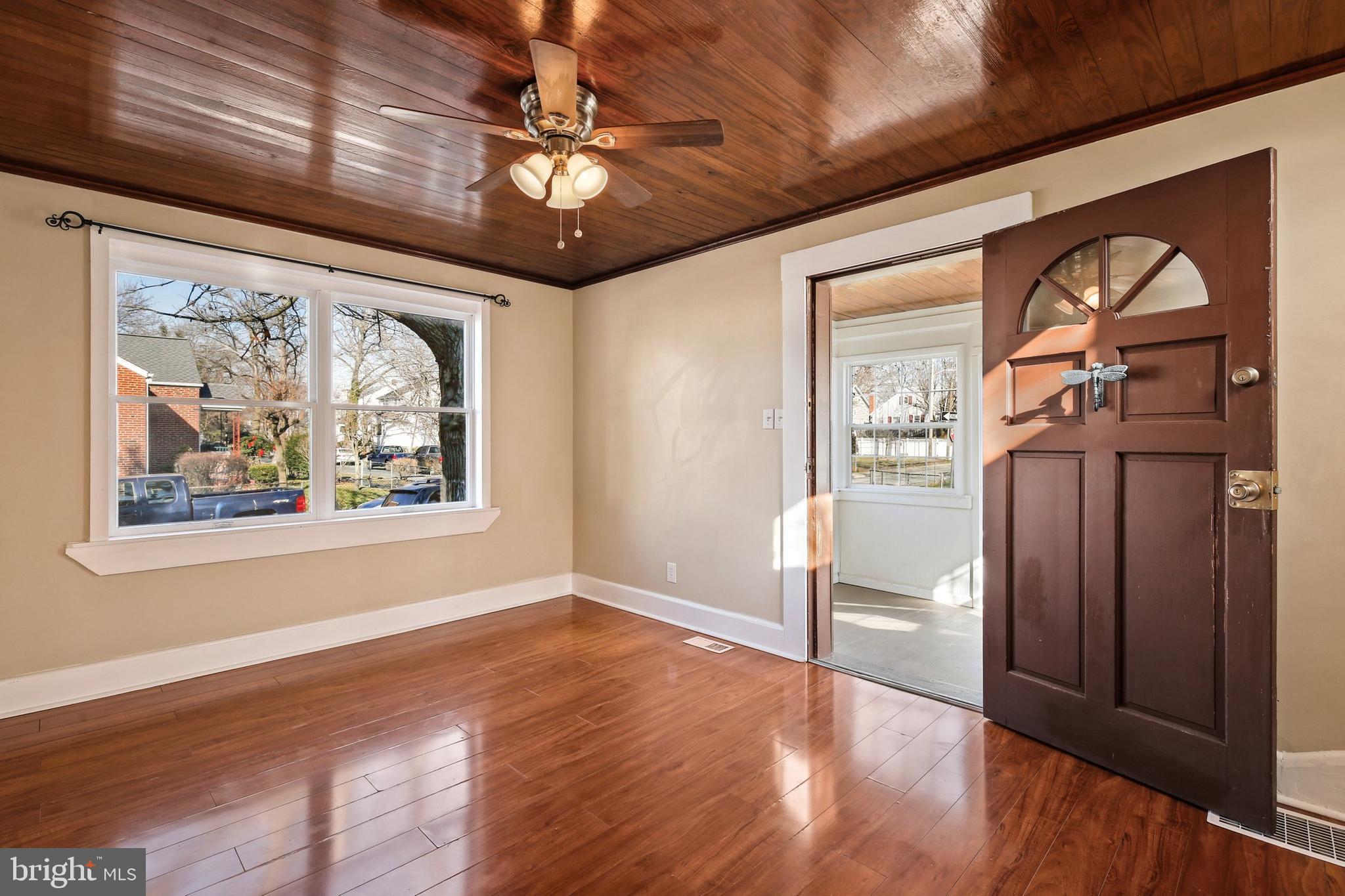 102 Kinship Road Baltimore, MD 21222 - Photo 7 of 36