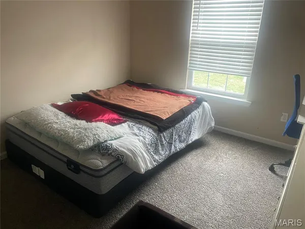 $279,000 | 931 Winston Court, Hillsboro, MO 63050