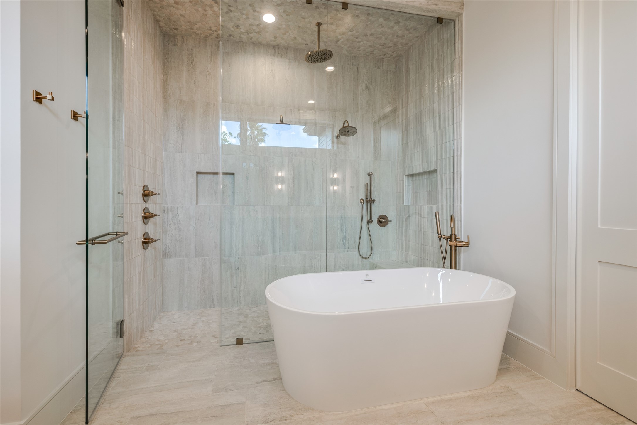 1824 Marshall Street Houston, TX 77098 - Photo 26 of 45