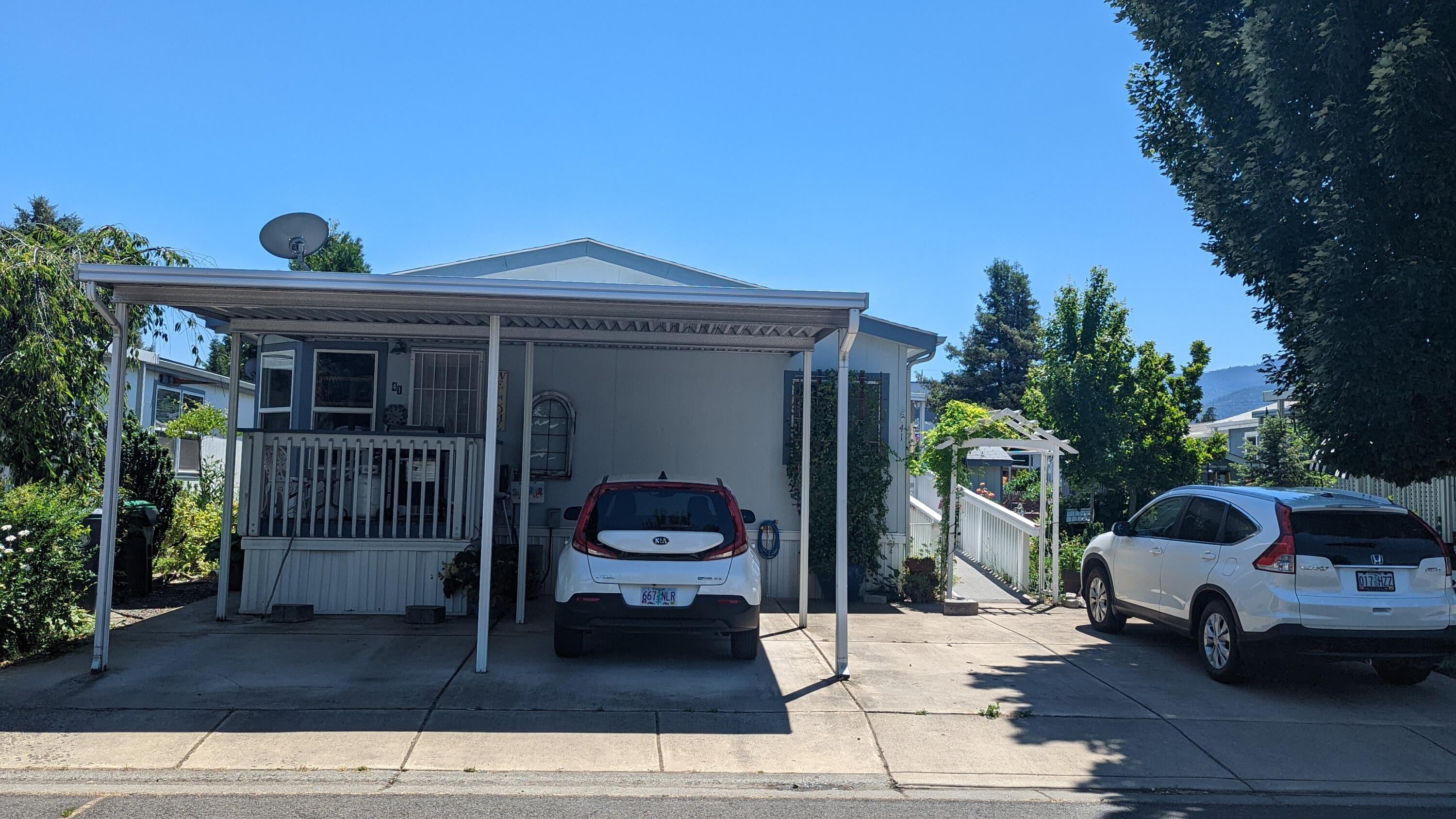 10 South Stage Road, Unit 41 Medford, OR 97501 - Photo 13 of 13 PXL_20220627_210403275