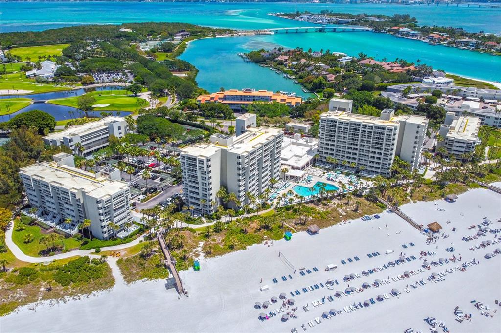 250 Sands Point Road, Unit 5106 Longboat Key, FL 34228 - Photo 3 of 37