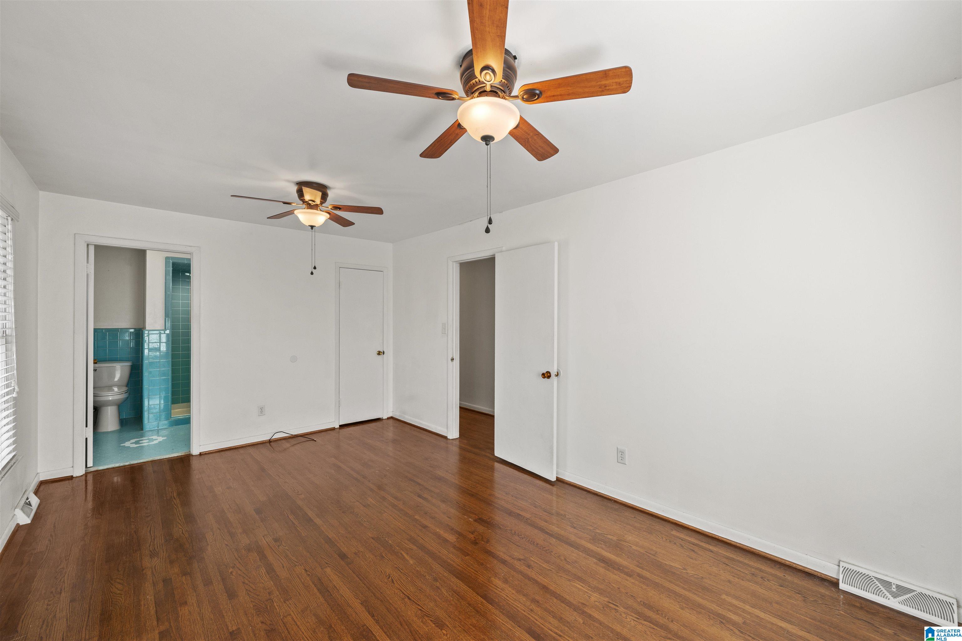 2432 Rocky Ridge Road Birmingham, AL 35243 - Photo 16 of 31