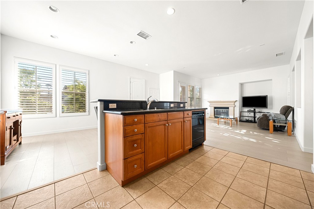 23815 Balsa Court Valencia, CA 91354 - Photo 17 of 63