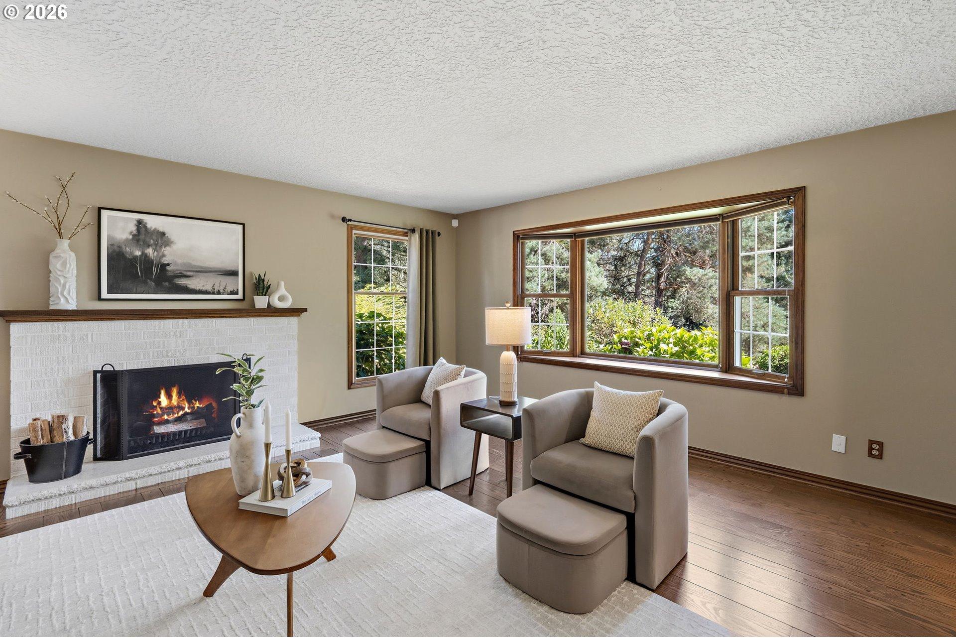 14555 Southwest Hawk Ridge Road Portland, OR 97224 - Photo 7 of 48 Gallery Image 7