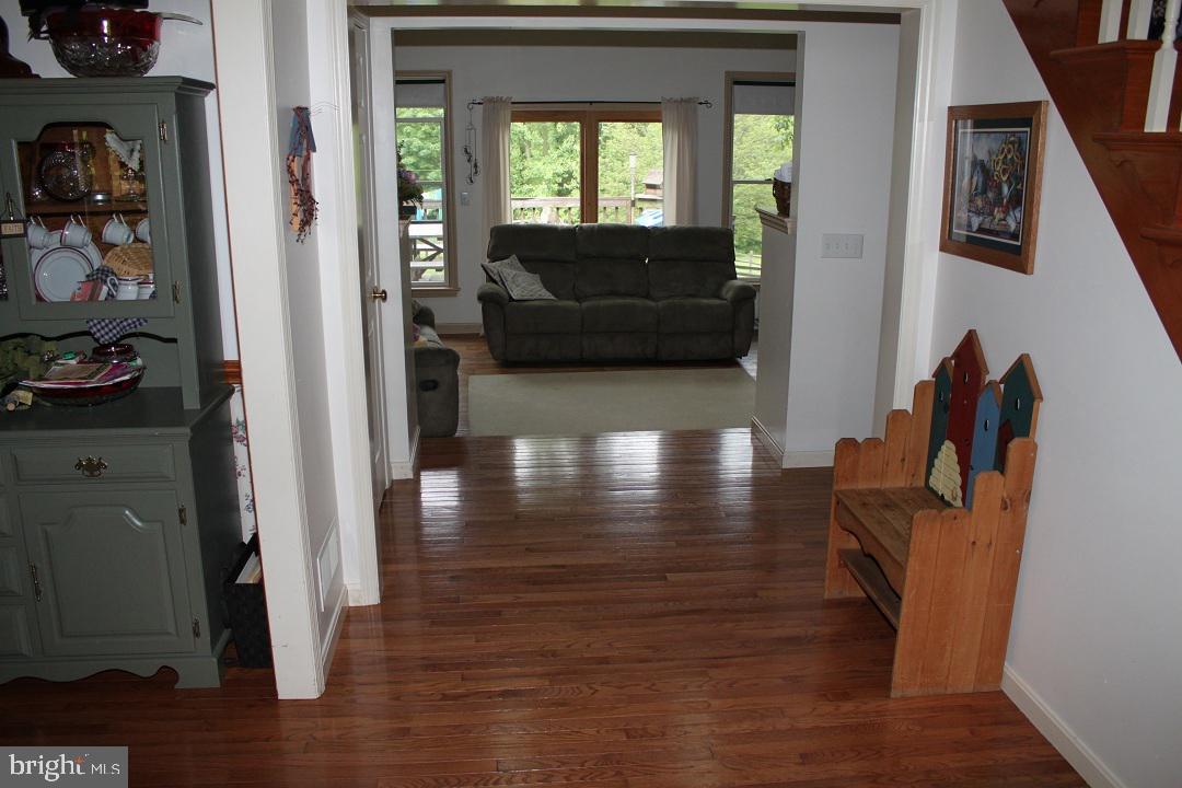 589 Springville Road New Holland, PA 17557 - Photo 4 of 11