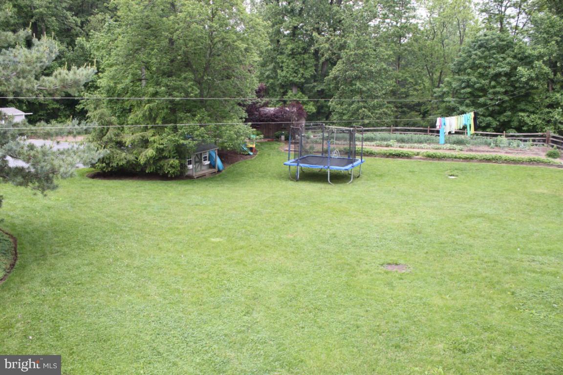 589 Springville Road New Holland, PA 17557 - Photo 8 of 11