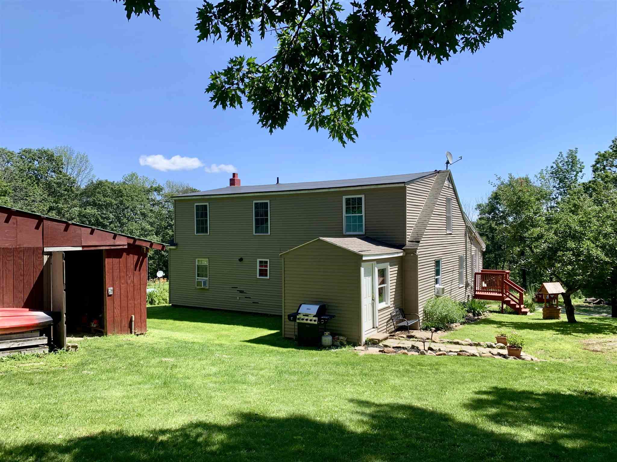280 Thompson Road Pittsfield, NH 03263 - Photo 31 of 37