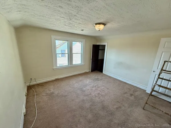 $1,850 | 26.5 Bridgeport Avenue, Milford, CT 06460