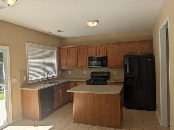 $2,800 | 8730 Radford Lane, Suwanee, GA 30024