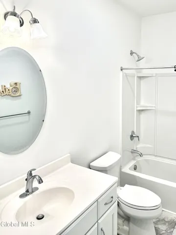 $615,000 | 4 Vogt Drive, Latham, NY 12110