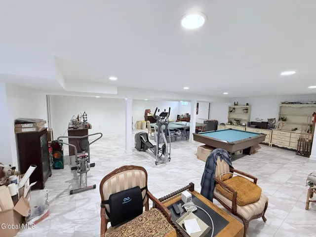 $615,000 | 4 Vogt Drive, Latham, NY 12110