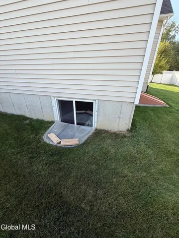 $615,000 | 4 Vogt Drive, Latham, NY 12110