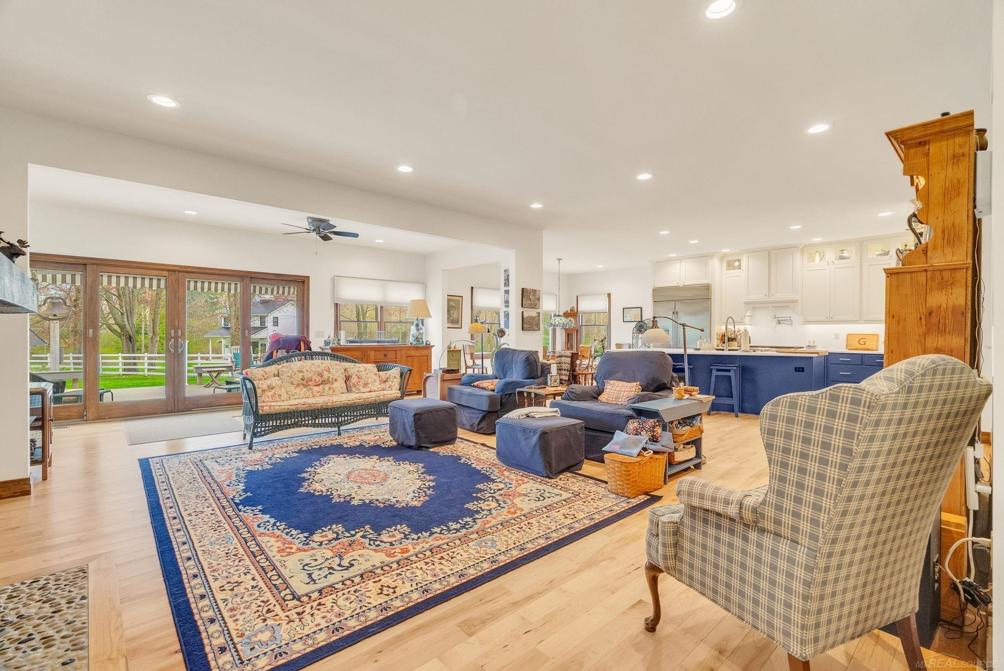 3905 Lakeshore Road Lexington, MI 48450 - Photo 13 of 86
