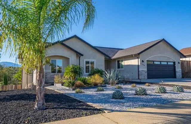 $519,800 | 1384 Spinnaker Drive, Redding, CA 96003