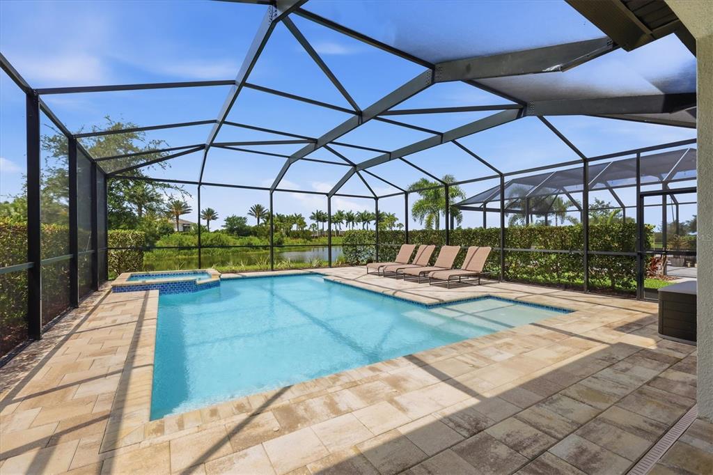 8212 Shooting Star Road Sarasota, FL 34241 - Photo 4 of 84 Gallery Image 4