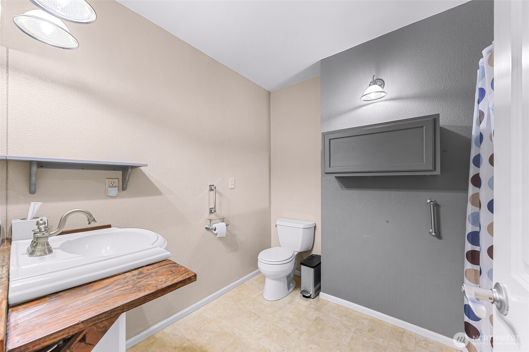 46003 Concrete Sauk Valley Road Concrete, WA 98237 - Photo 21 of 40 a bathroom with a sink toilet and shower