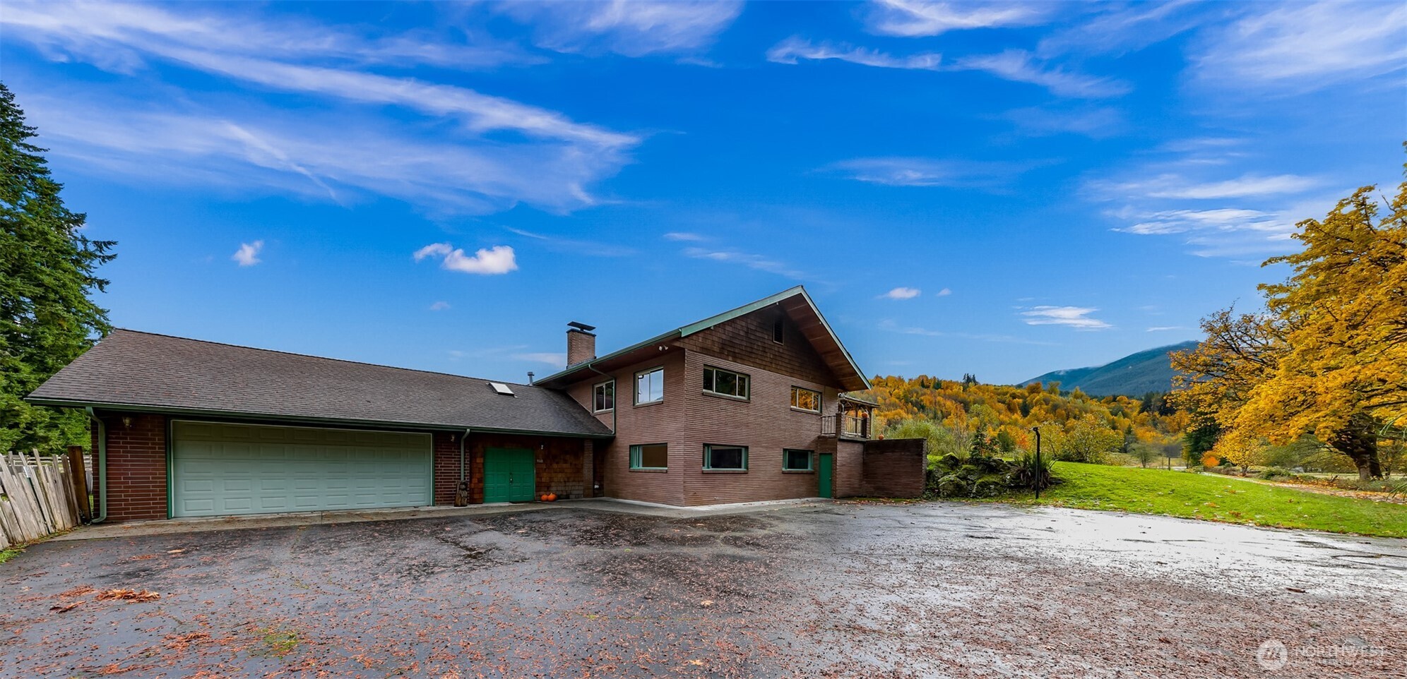 46003 Concrete Sauk Valley Road Concrete, WA 98237 - Photo 3 of 40 a front view of a house with a yard