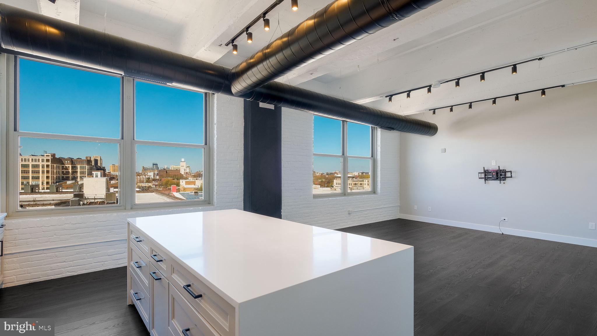 444 North 4th Street, Unit 601 Philadelphia, PA 19123 - Photo 4 of 38