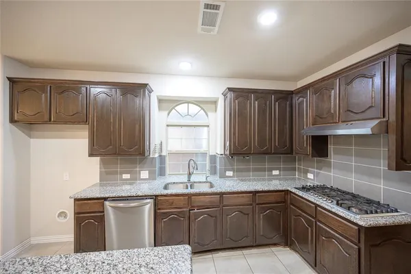 $3,200 | 1305 Needle Cactus Drive, Fort Worth, TX 76177