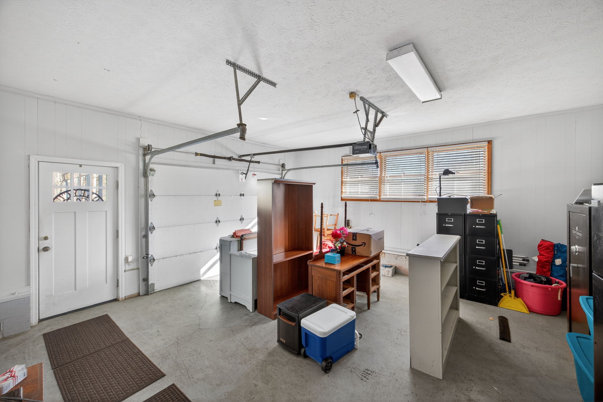 2895 Free State Road Gainesboro, TN 38562 - Photo 35 of 42 a view of a livingroom with furniture and a chandelier