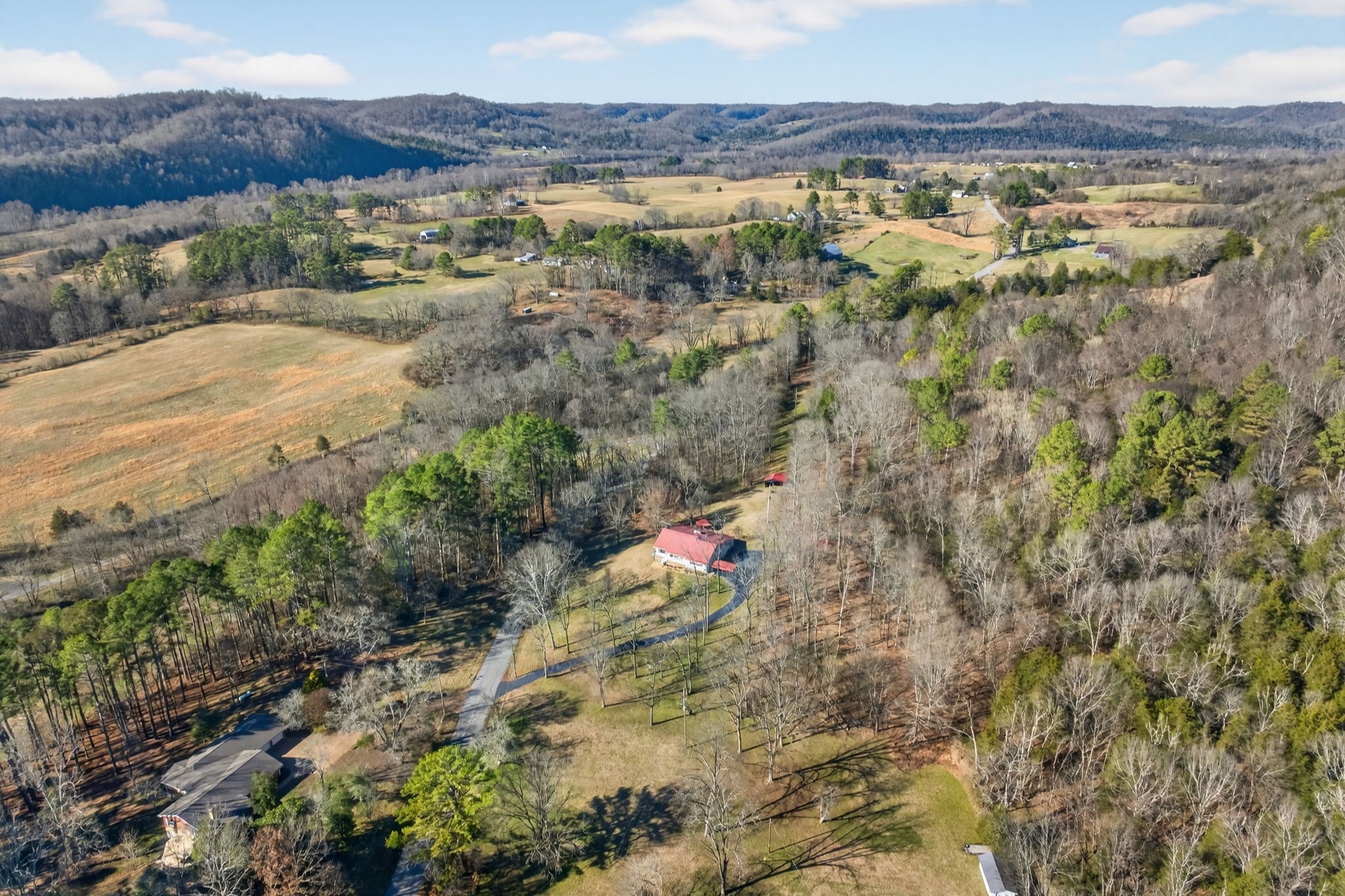 2895 Free State Road Gainesboro, TN 38562 - Photo 37 of 42 a view of lake and mountain
