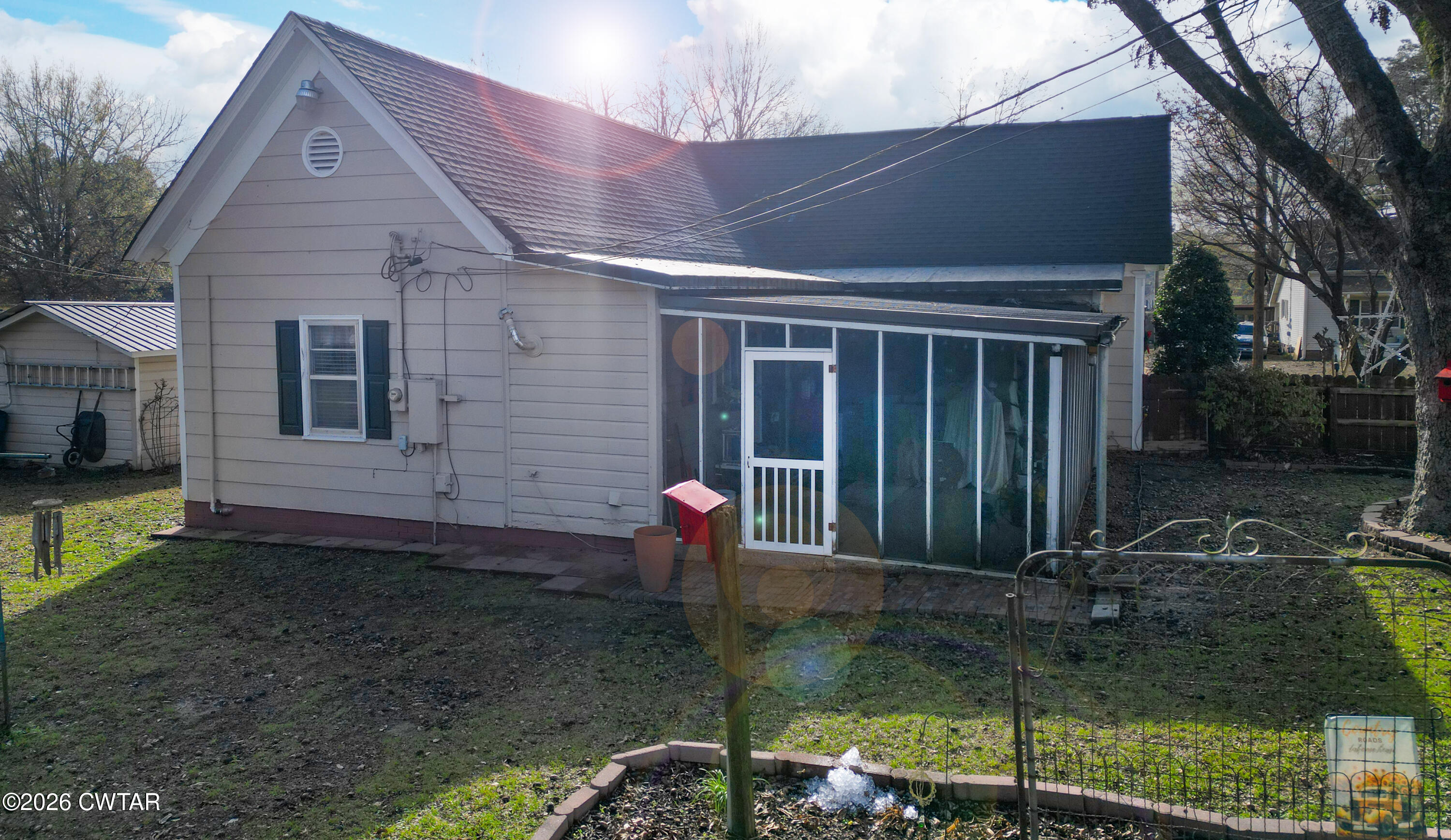 273 East Main Street Columbus, TN 43213 - Photo 11 of 22 273KK