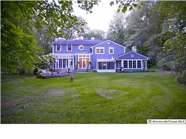 41 Hartshorne Road Middletown, NJ 07716 - Photo 11 of 35 REAR BACKYARD