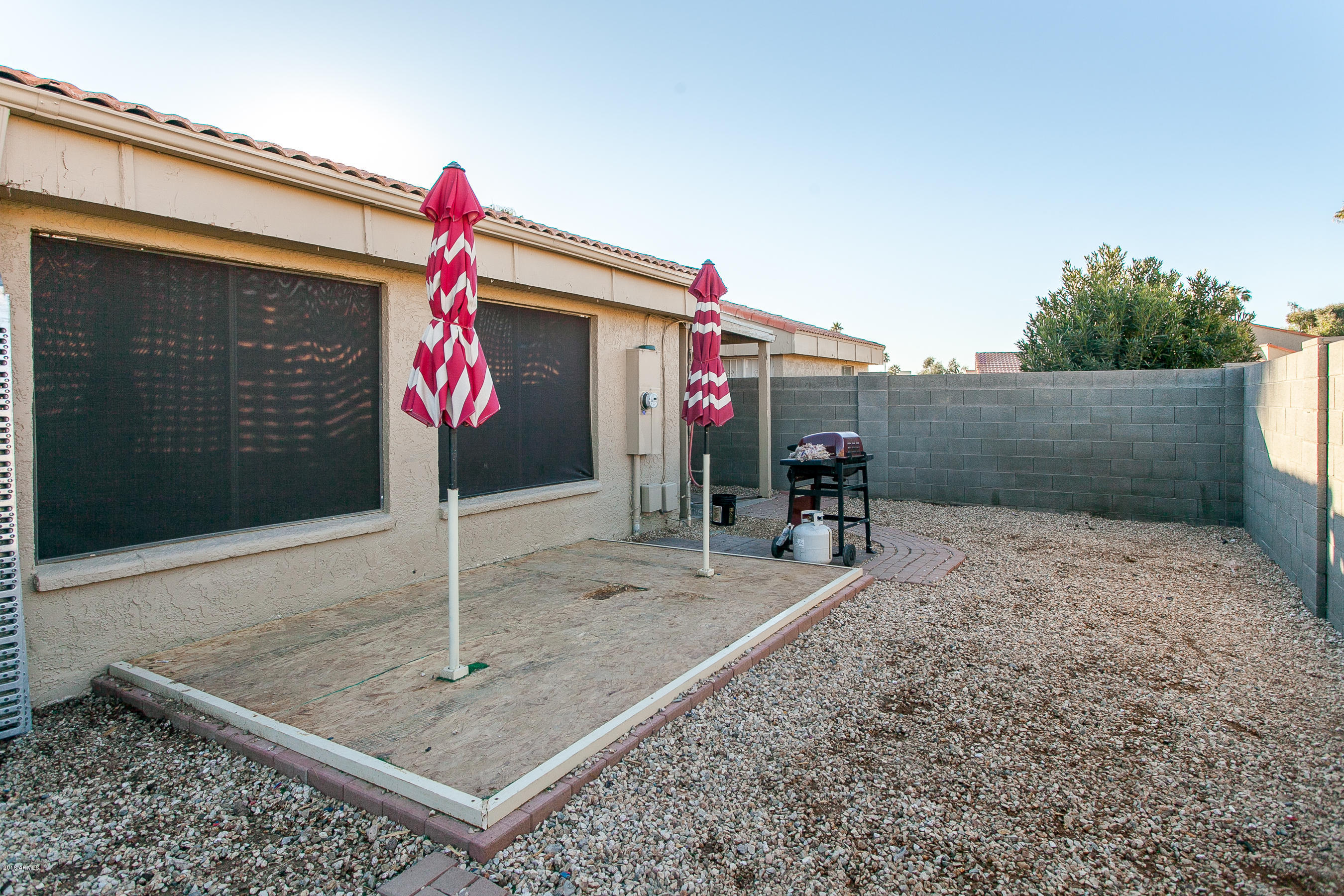 2415 West Greenway Road, Unit 9 Phoenix, AZ 85023 - Photo 17 of 19 Backyard