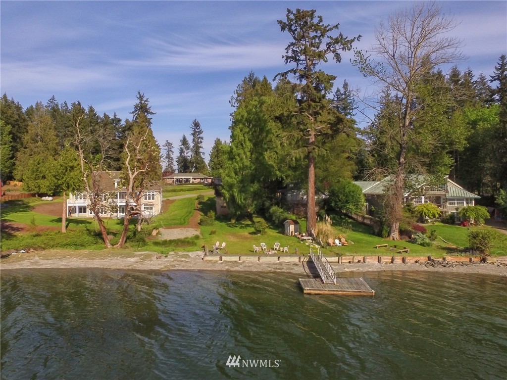 15805 Virginia Point Road Northeast Poulsbo, WA 98370 - Photo 4 of 16 Gallery Image 4