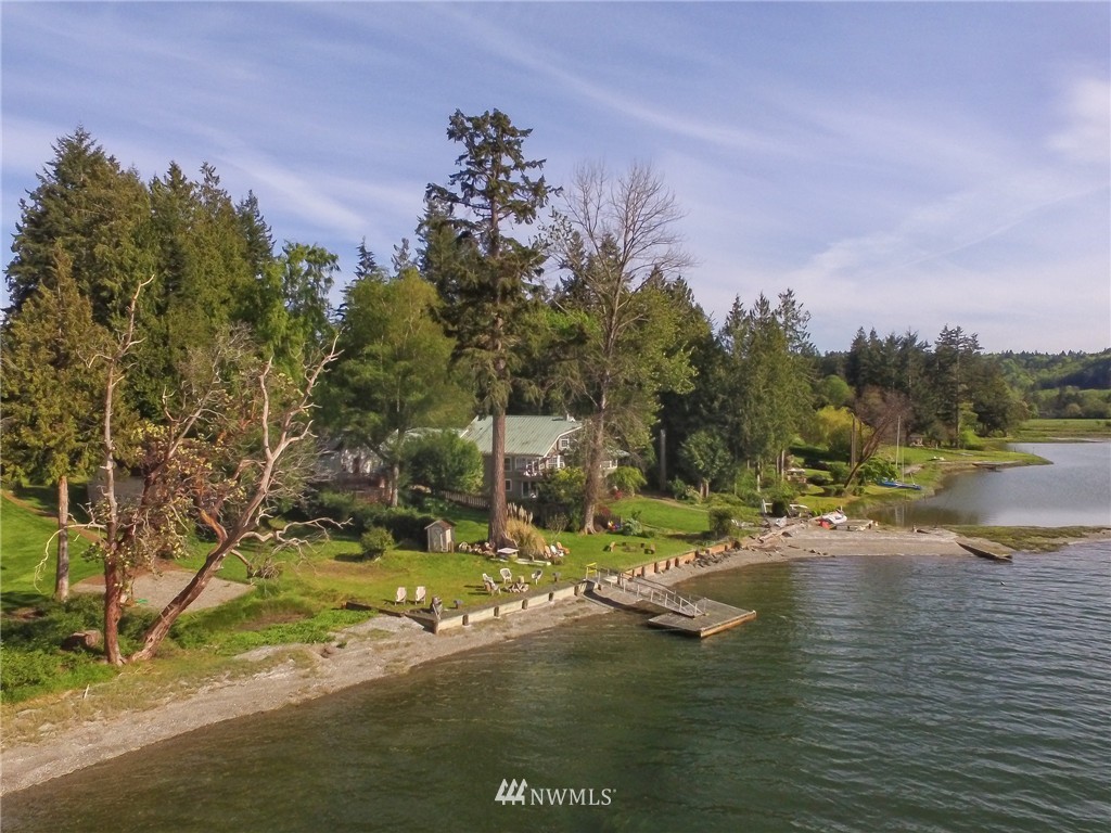 15805 Virginia Point Road Northeast Poulsbo, WA 98370 - Photo 5 of 16 Gallery Image 5