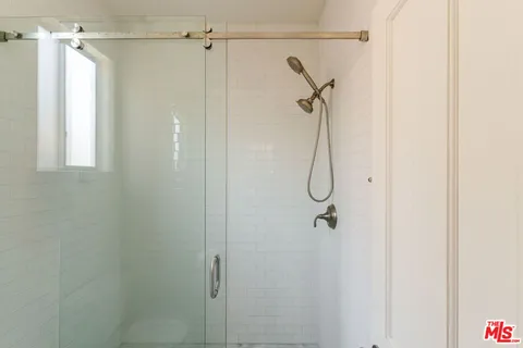 $1,089,000 | 10336 Almayo Avenue, Unit 203, Los Angeles, CA 90064