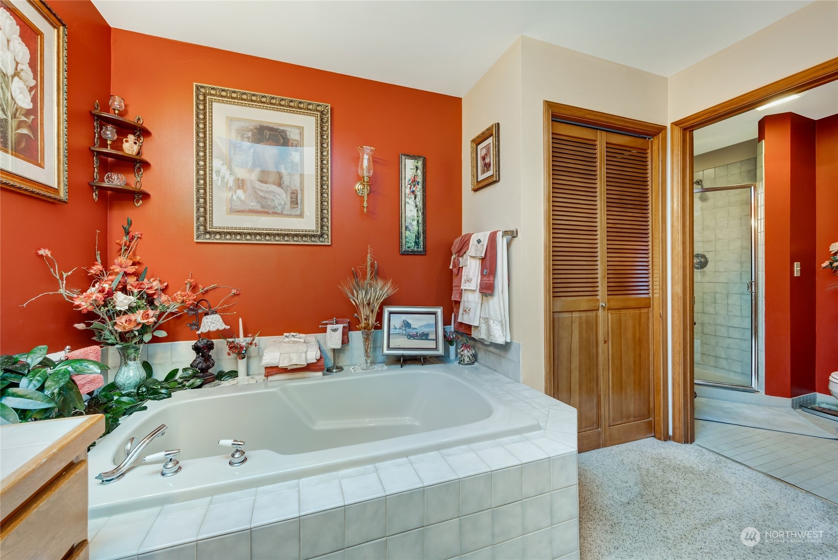 2914 184th Place Southeast Bothell, WA 98012 - Photo 22 of 40 a bathroom with a tub and sink