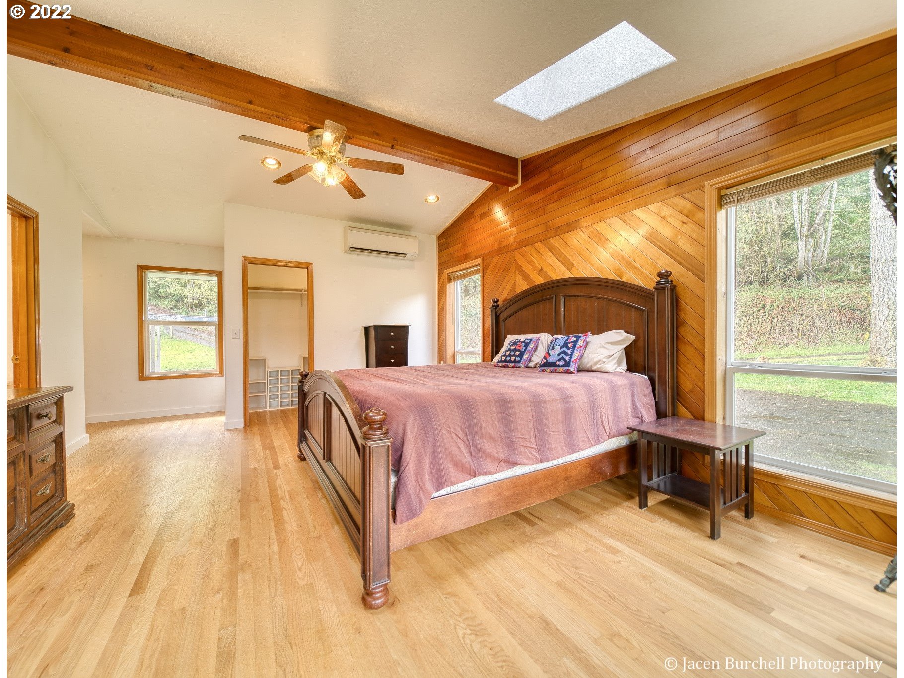 64831 McDermott Road Deer Island, OR 97054 - Photo 8 of 27 Primary Bedroom