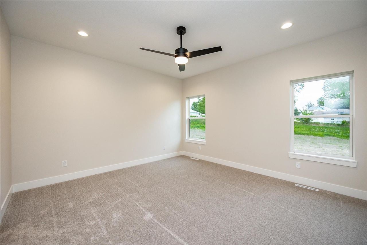 814 Rogers Lane Center Point, IA 52213 - Photo 22 of 48 Gallery Image 22