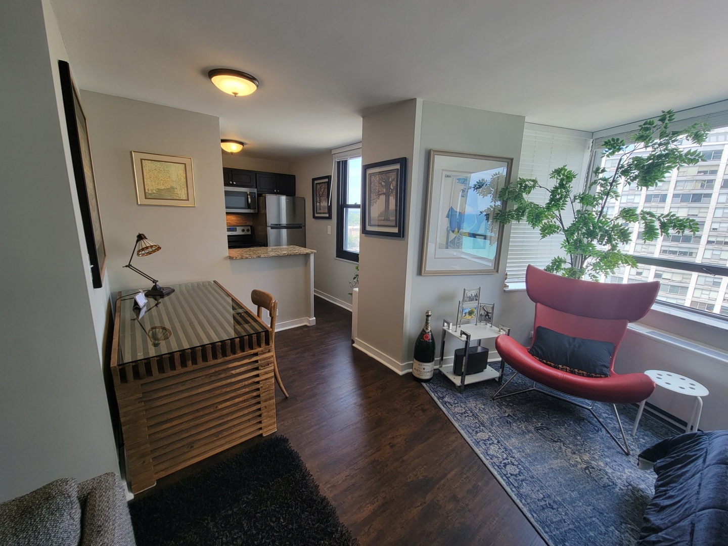 5701 North Sheridan Road, Unit 17D Chicago, IL 60660 - Photo 4 of 20