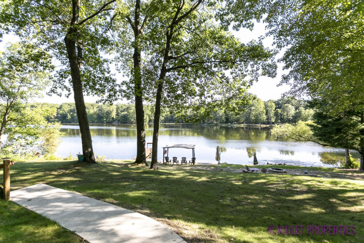 7847 Marsh Road Plainwell, MI 49080 - Photo 14 of 45 Lake Front Log Home For Sale 2 Acres