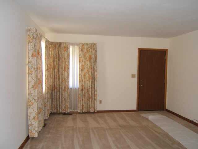 1533 Argus Road Columbus, OH 43227 - Photo 3 of 10 Gallery Image 3