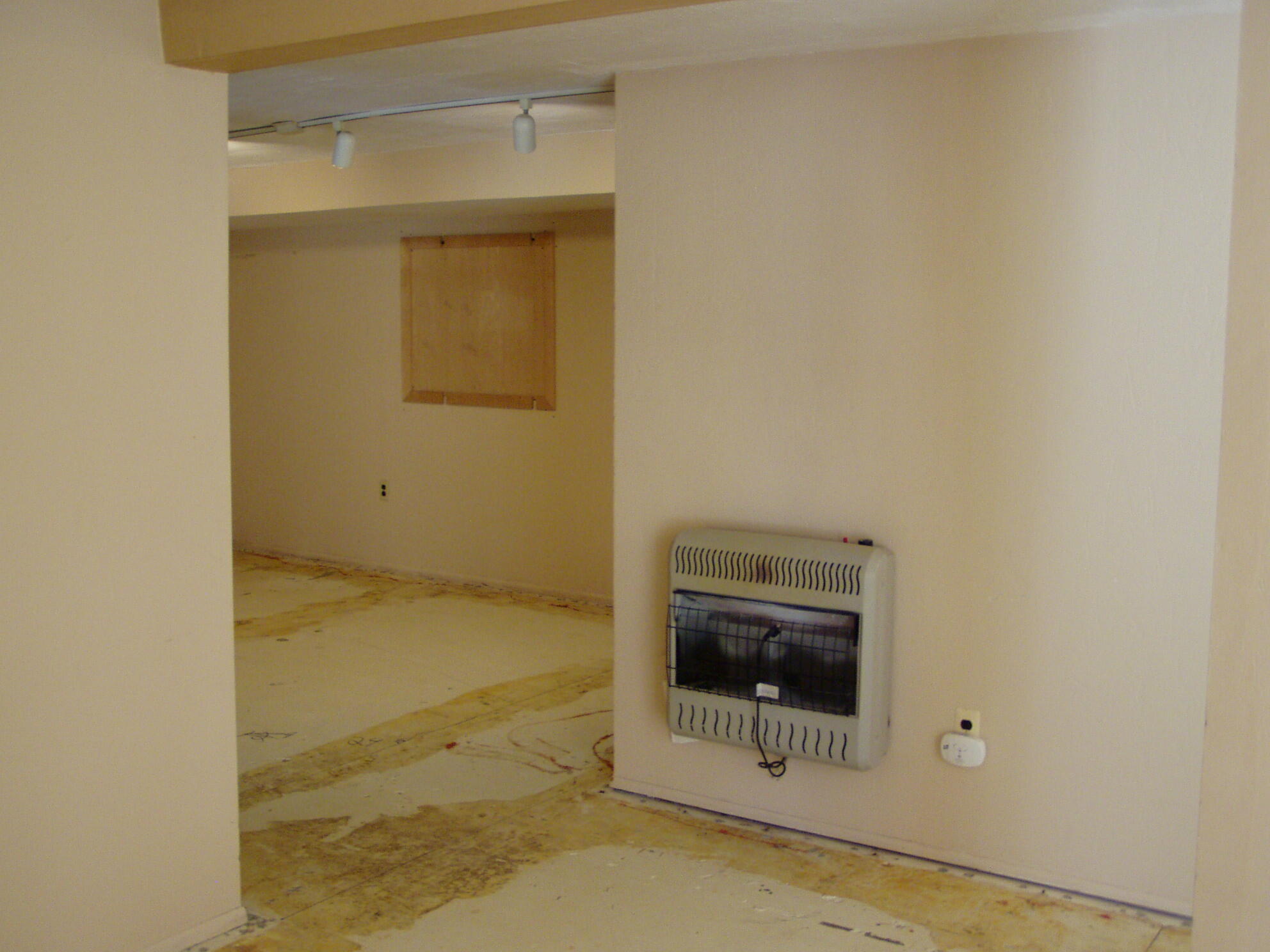 6670 Crane Road Ypsilanti, MI 48197 - Photo 32 of 53 P1010053