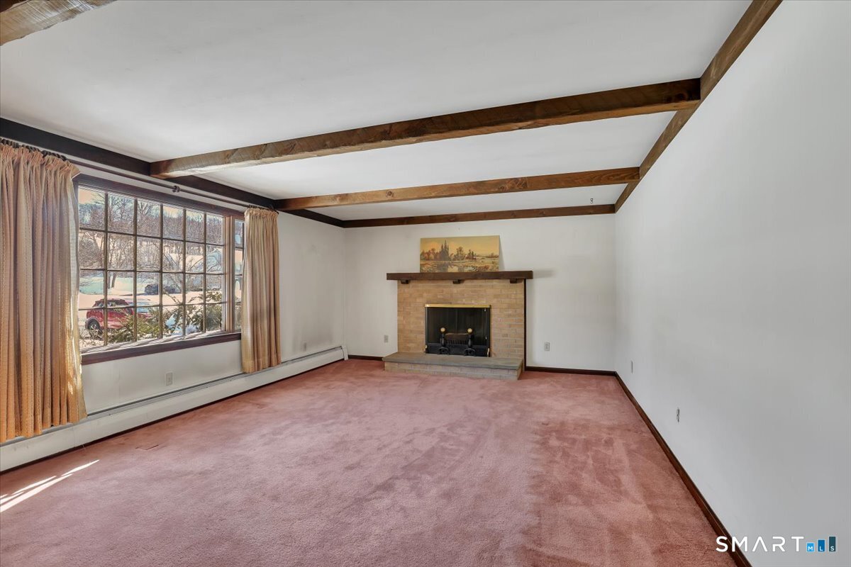 220 Rose Hill Road Portland, CT 06480 - Photo 2 of 15