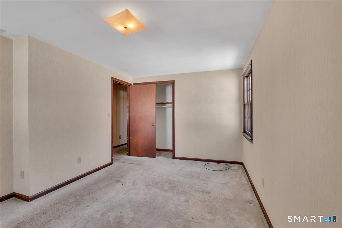 220 Rose Hill Road Portland, CT 06480 - Photo 8 of 15