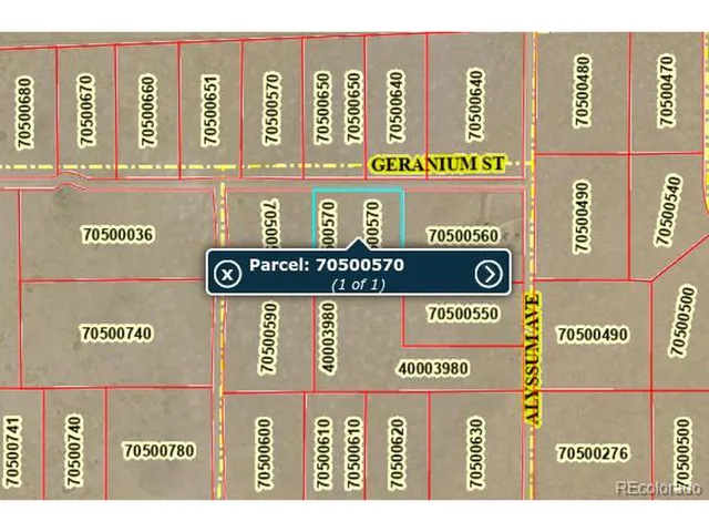 a close up of a street sign