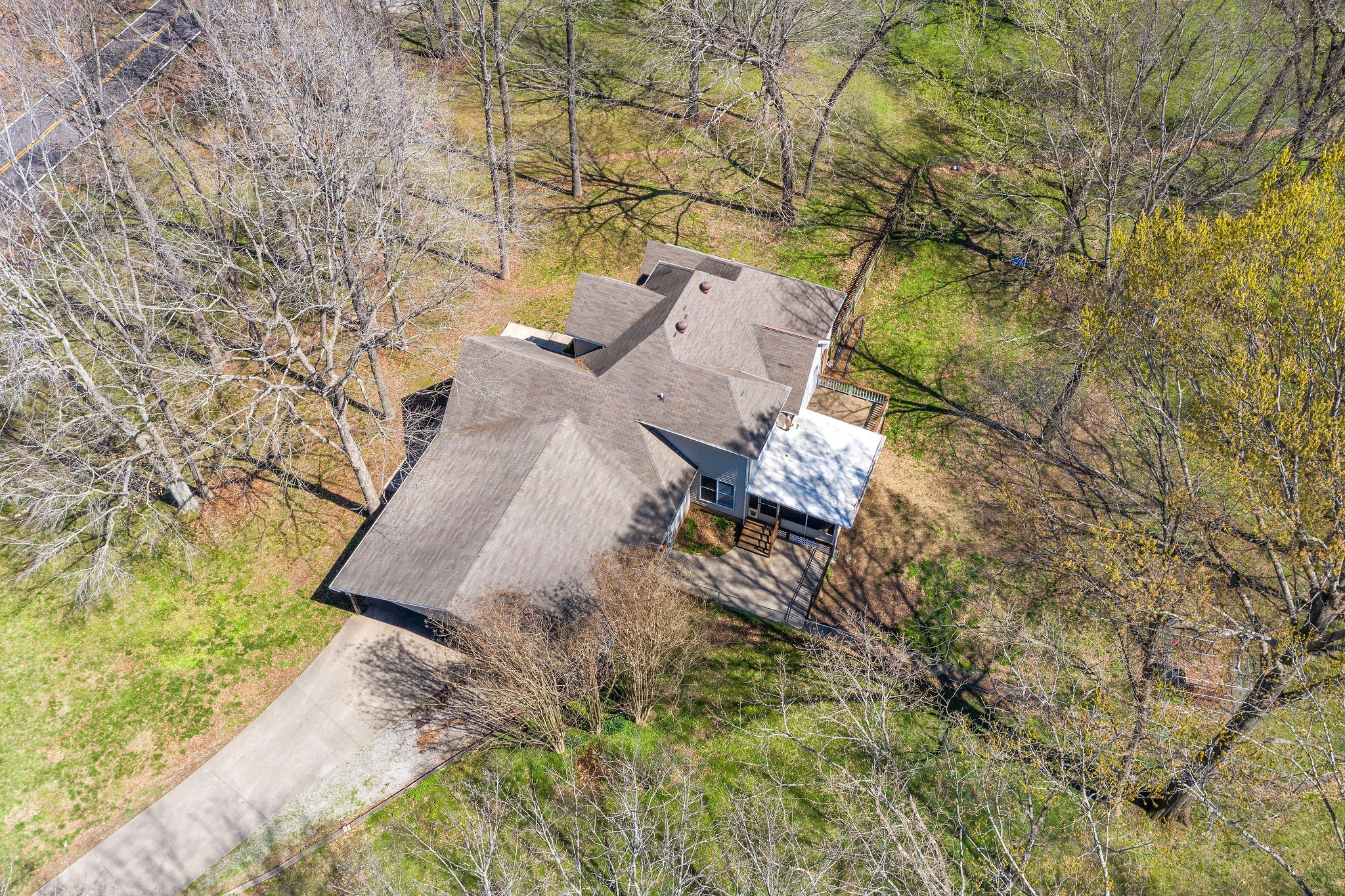 863 Smith Branch Road Clarksville, TN 37042 - Photo 33 of 44 Gallery Image 33