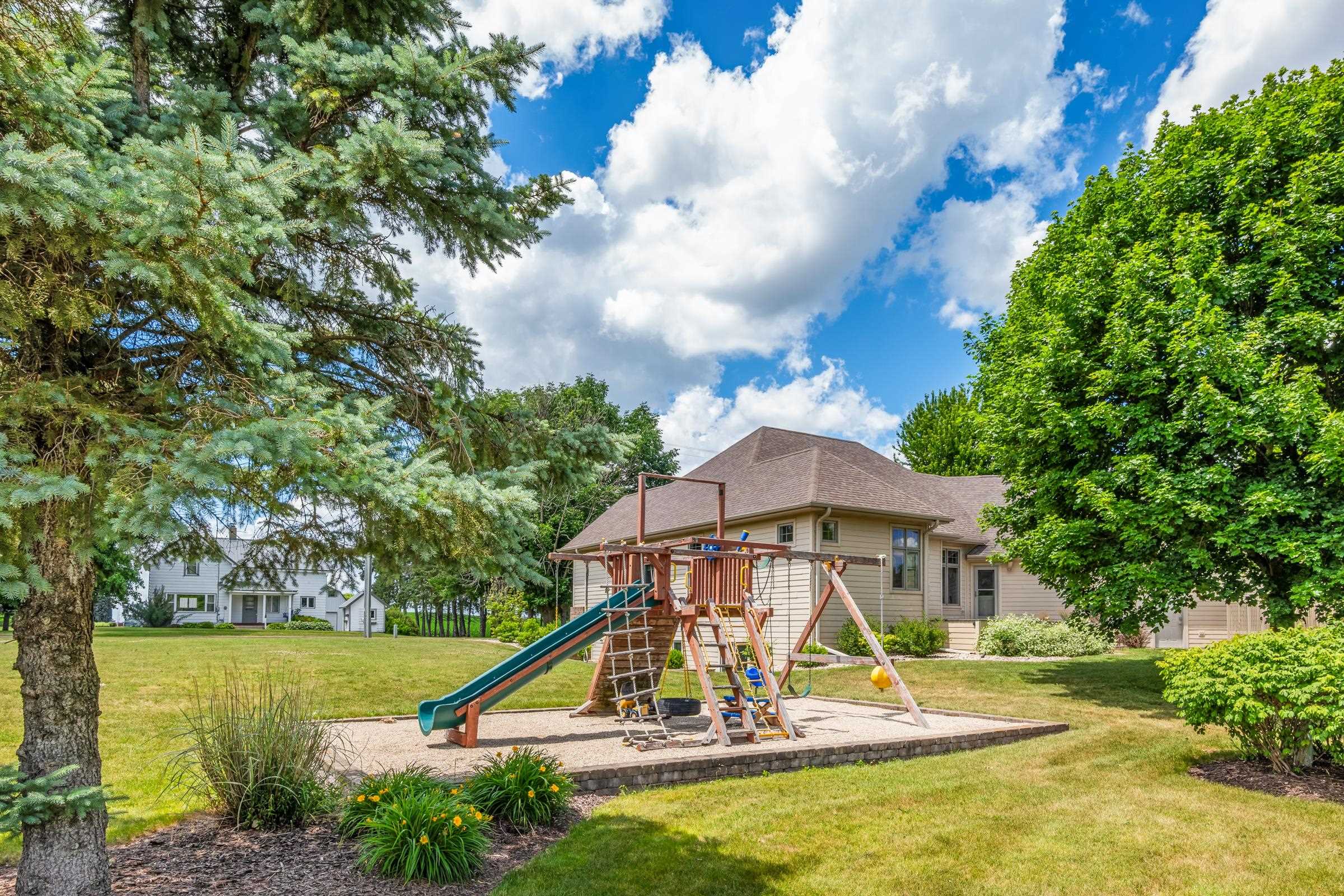 1015 Thomas Street Ripon, WI 54971 - Photo 53 of 65