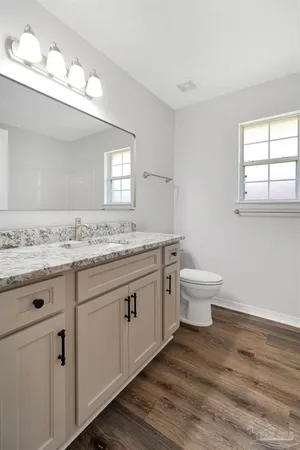 $1,875 | 28 Easton Street, Cantonment, FL 32533