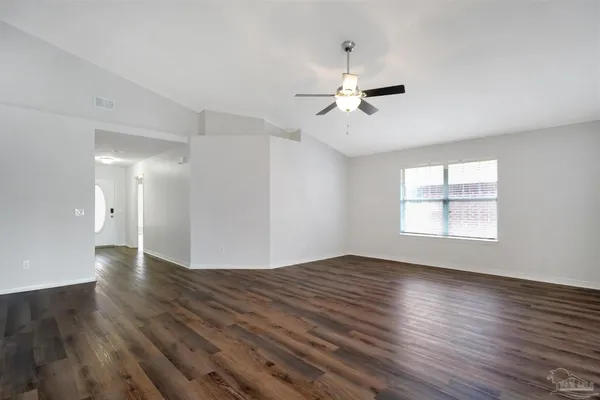 $1,875 | 28 Easton Street, Cantonment, FL 32533