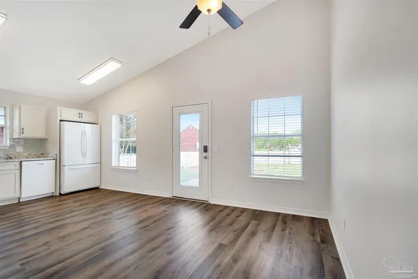 $1,875 | 28 Easton Street, Cantonment, FL 32533