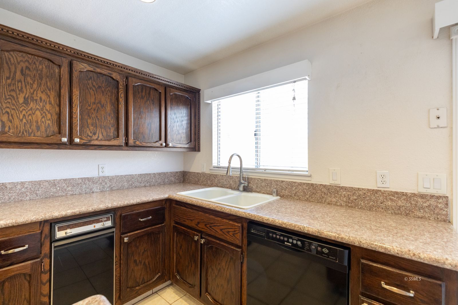 630 Sydnor Avenue Ridgecrest, CA 93555 - Photo 11 of 28 Gallery Image 11