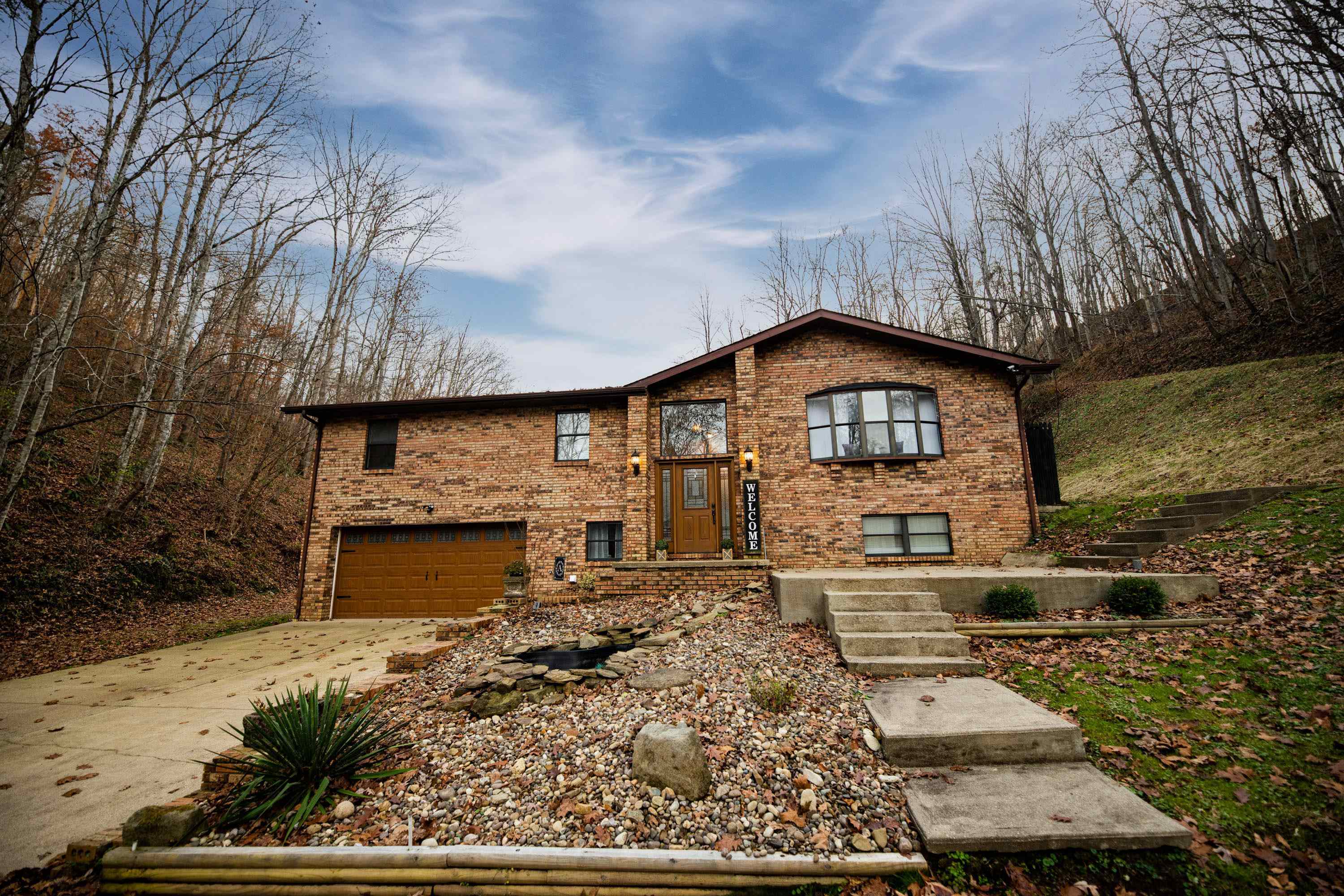 296 Two Mile Creek Road Milton, WV 25541 - Photo 1 of 21 Gallery Image 1