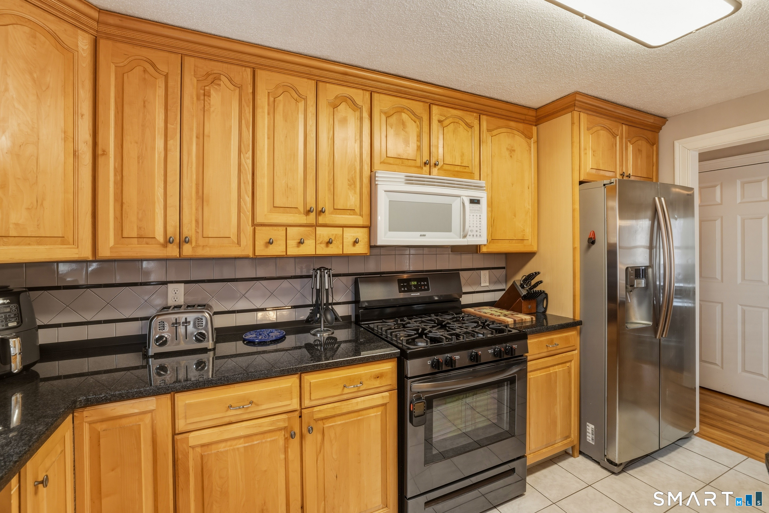 165 Nedobity Road Haddam, CT 06441 - Photo 8 of 40